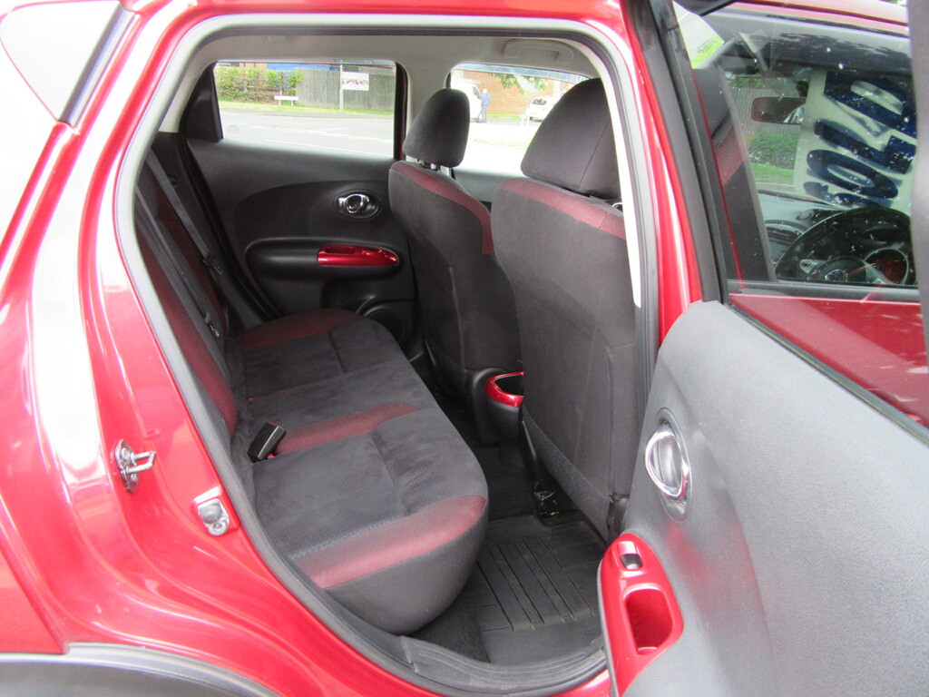 Nissan Juke 1.6 Acenta Premium Black #17