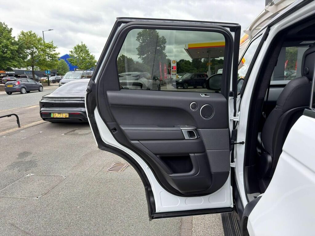 Land Rover Range Rover Sport Sport Hse Dyn Sdv6 A White #58
