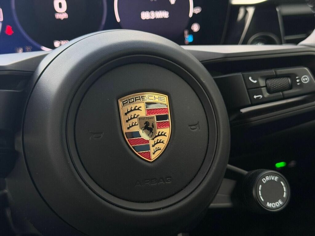 Porsche Macan 4 2024 Black #50