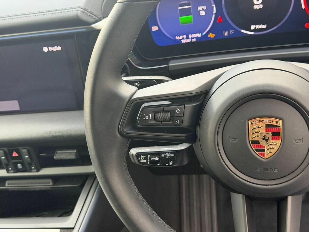 Porsche Macan 4 2024 Black #28
