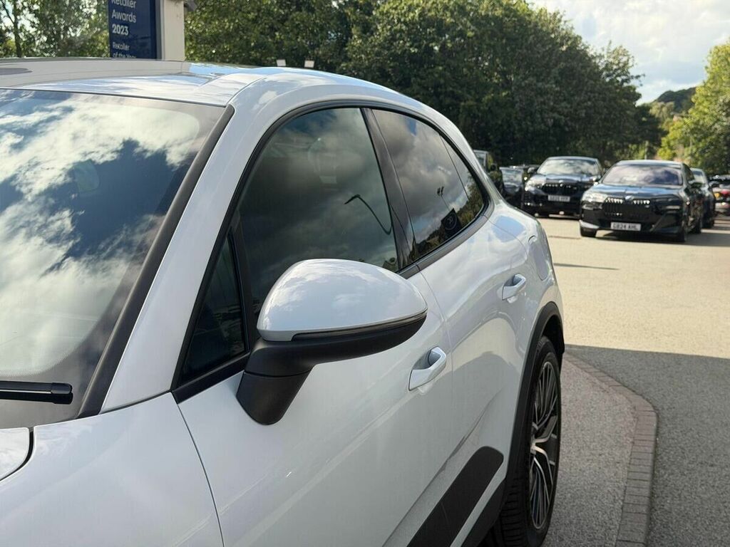 Porsche Macan 4 2024 Black #69