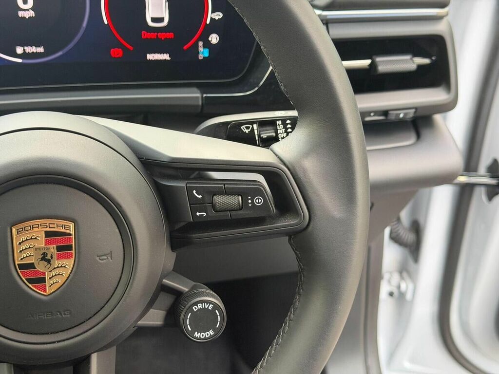 Porsche Macan 4 2024 Black #29