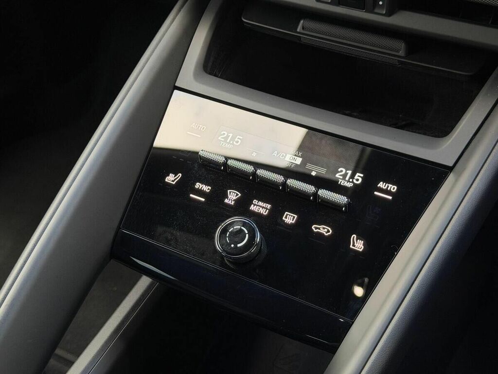 Porsche Macan 4 2024 Black #37