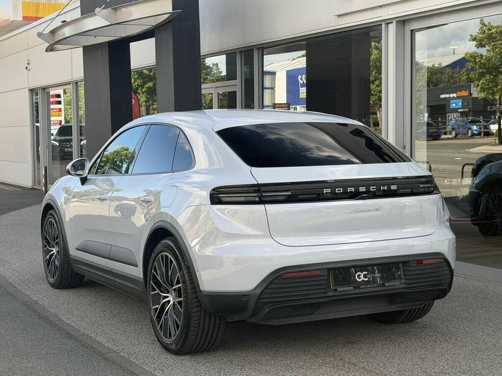 Porsche Macan 100Kwh 4 Suv 4Wd 408 Ps Grey #5