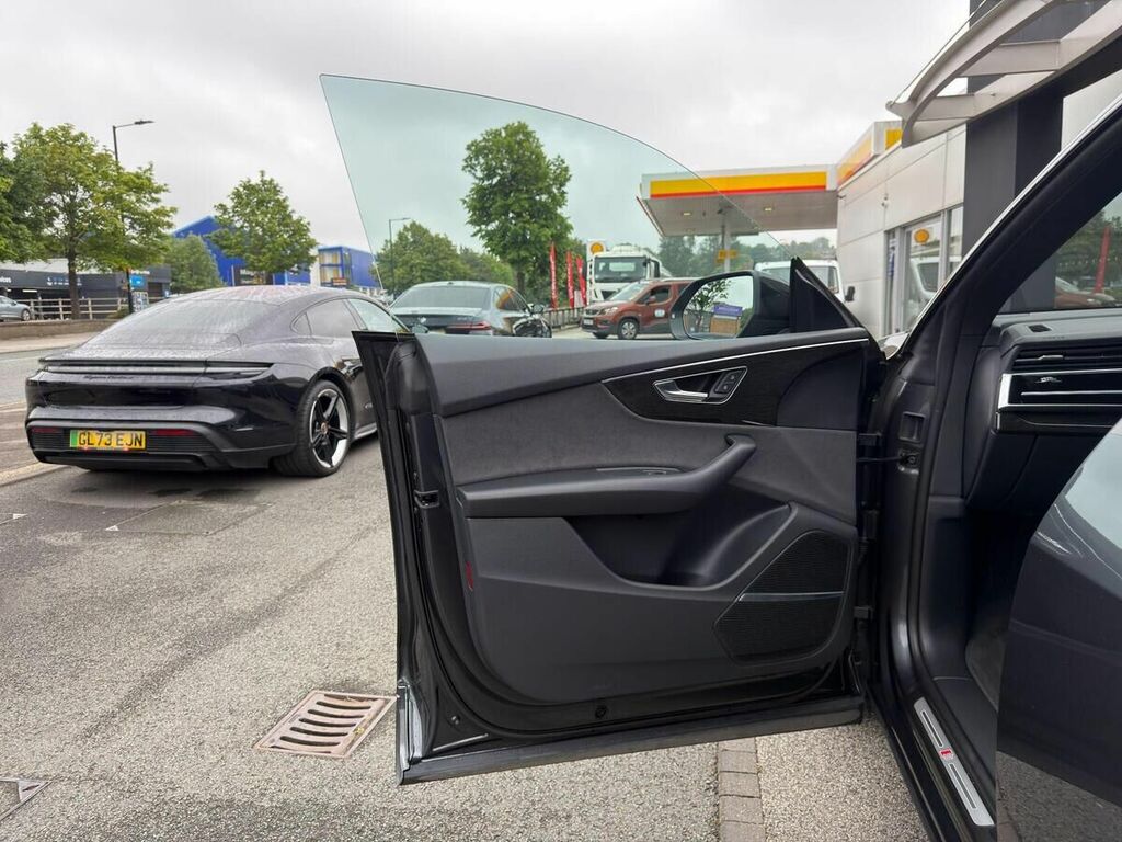 Audi Q8 e tron Sport 50 E-tron Quattro 250,00 Kw Grey #50