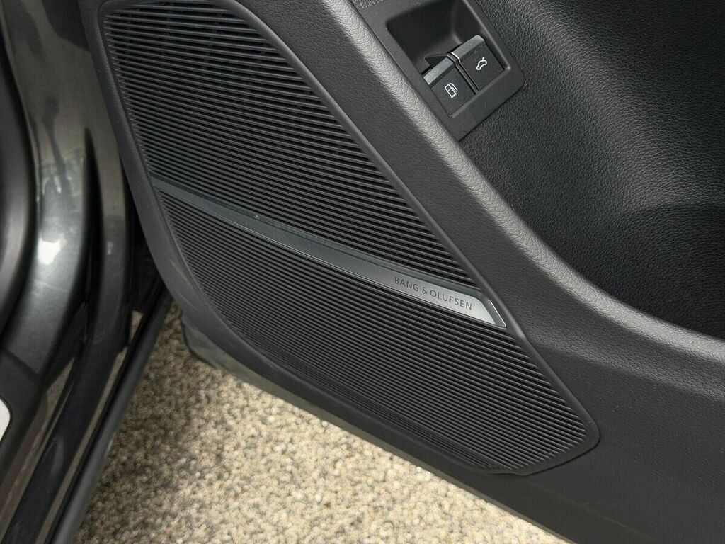Audi Q8 e tron Sport 50 E-tron Quattro 250,00 Kw Grey #36