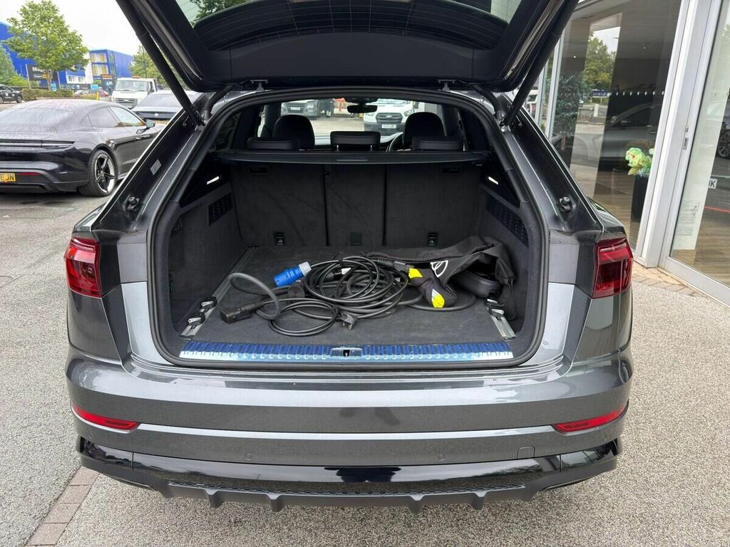 Audi Q8 e tron Sport 50 E-tron Quattro 250,00 Kw Grey #52