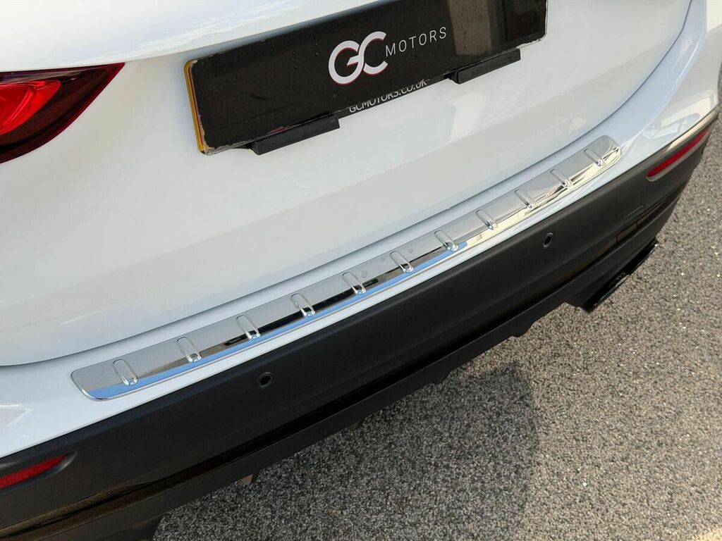 Mercedes-Benz GLA Class Gla 180 Amg Line Premium  #72