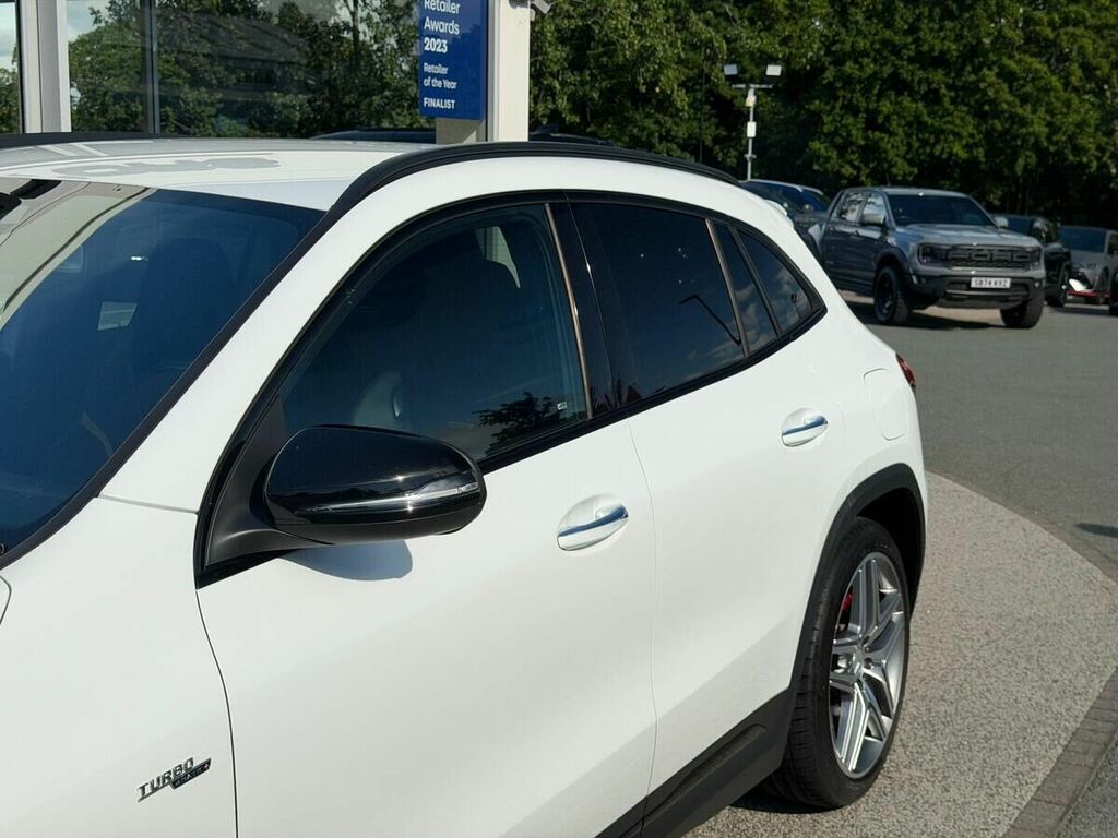 Mercedes-Benz GLA Class Gla 180 Amg Line Premium  #63