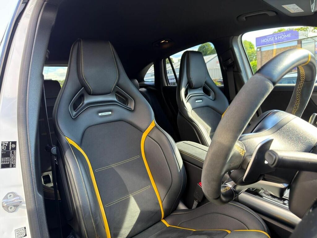 Mercedes-Benz GLA Class Gla 180 Amg Line Premium  #12