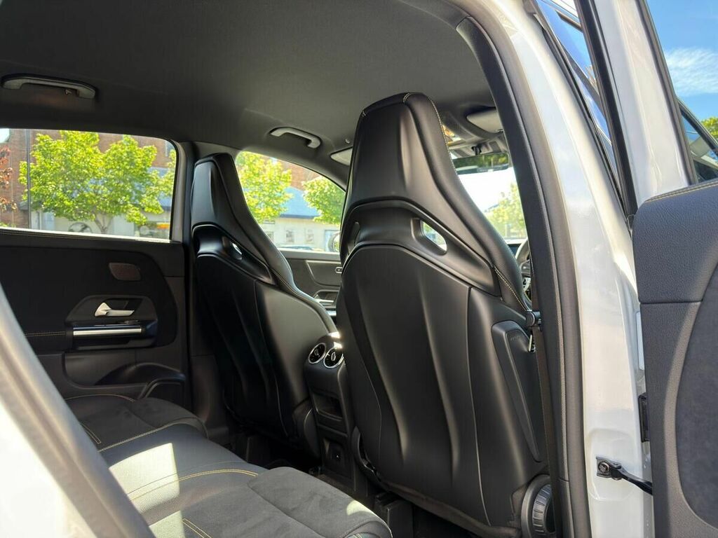 Mercedes-Benz GLA Class Gla 180 Amg Line Premium  #18