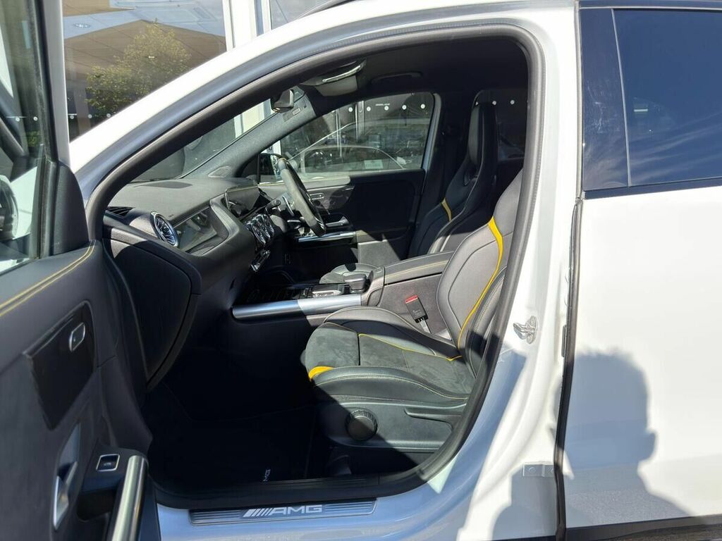 Mercedes-Benz GLA Class Gla 180 Amg Line Premium  #14