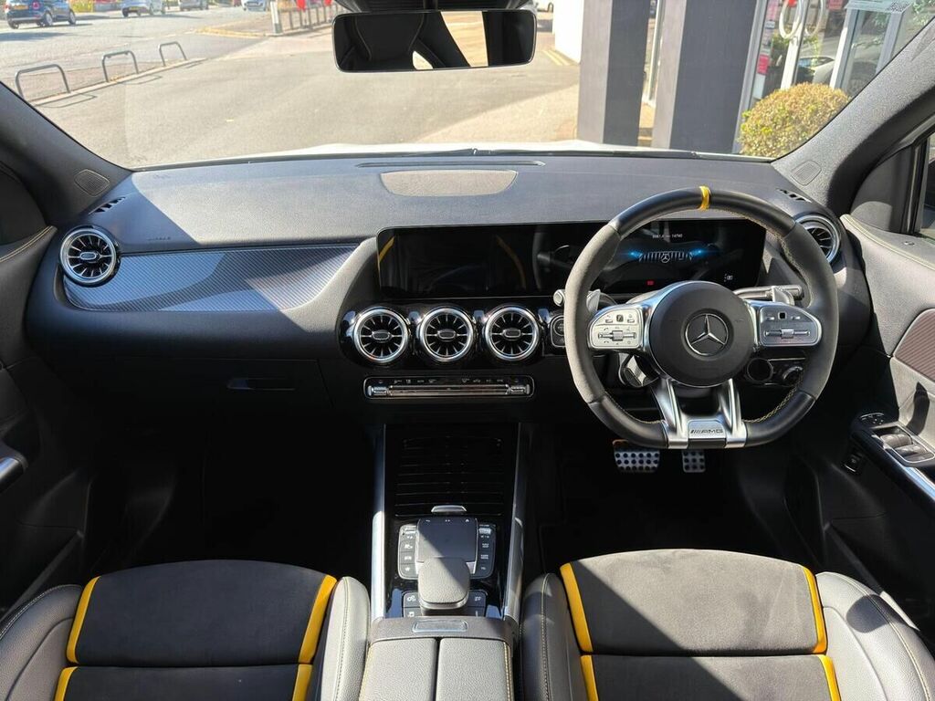 Mercedes-Benz GLA Class Gla 180 Amg Line Premium  #9