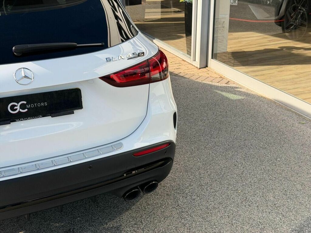 Mercedes-Benz GLA Class Gla 180 Amg Line Premium  #69