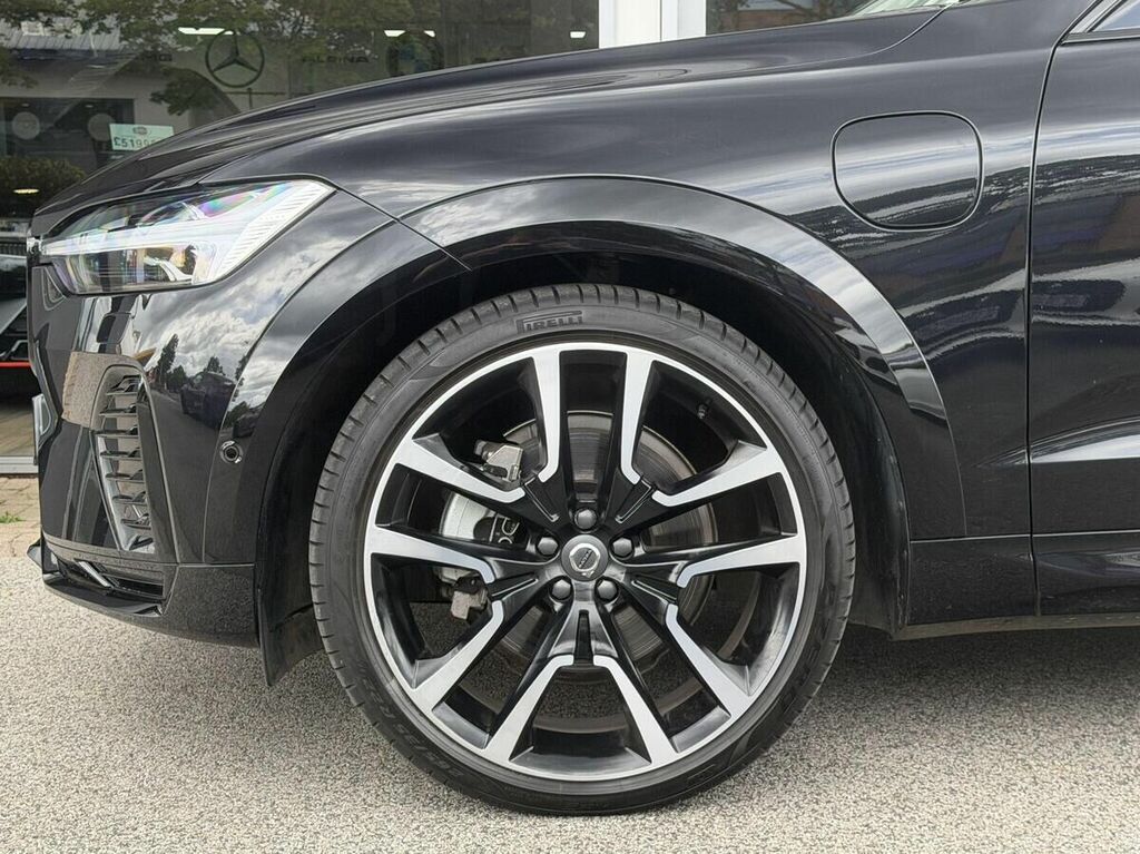 Volvo XC60 2.0H T8 18.8Kwh Ultra Dark Suv Plug-in OE25EOB Black #3