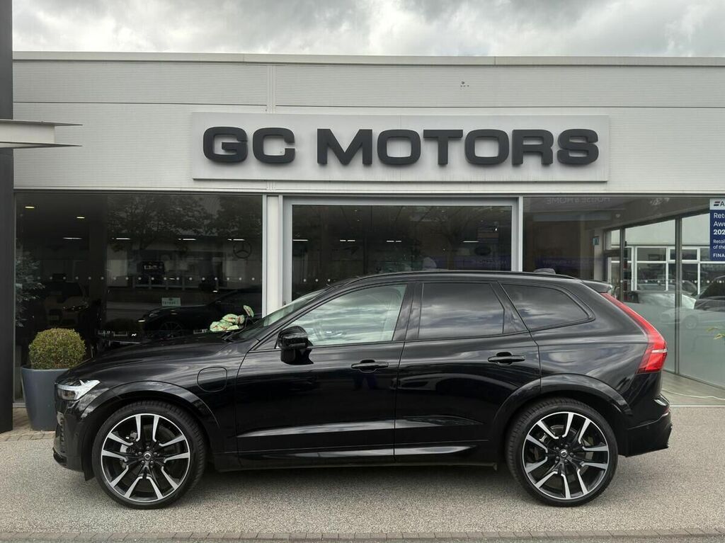 Volvo XC60 2.0H T8 18.8Kwh Ultra Dark Suv Plug-in OE25EOB Black #4