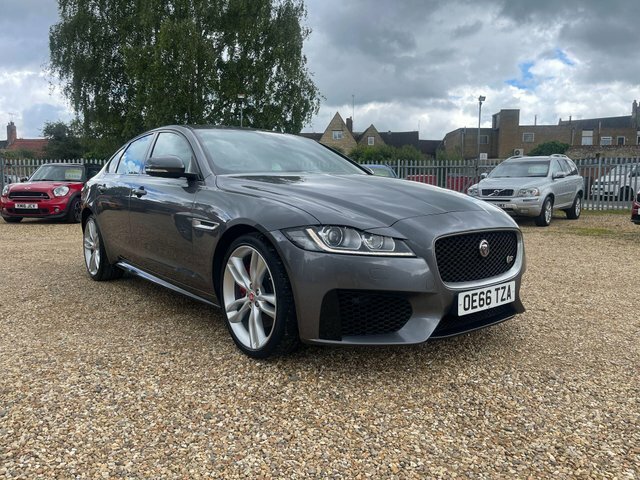 Jaguar XF 3.0D V6 S Saloon Euro 6 S S 300 Grey