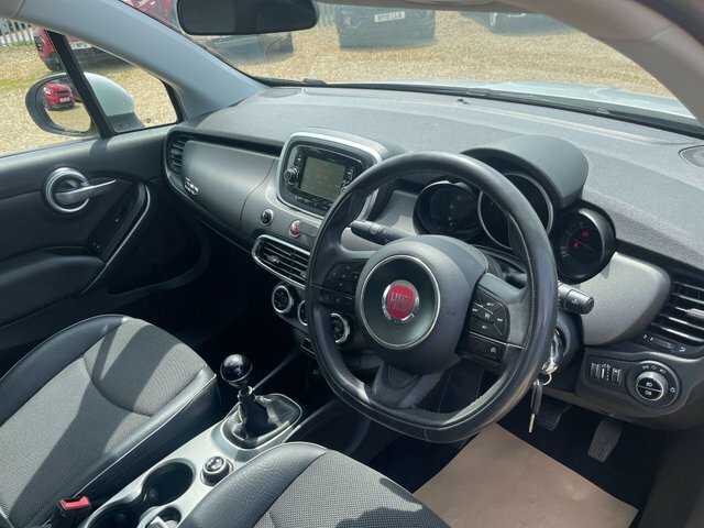 Fiat 500X Cross Black #8