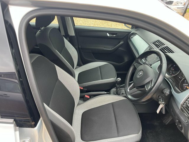 Skoda Fabia Se L Green #7