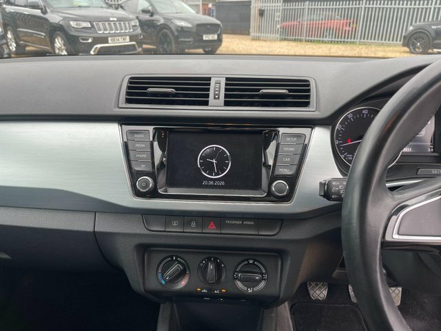 Skoda Fabia Se L Green #8