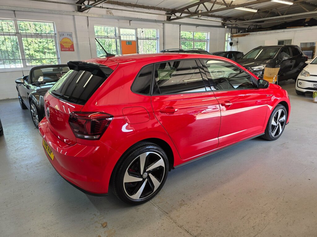 Volkswagen Polo 2.0 Tsi Gti Hatchback Dsg Euro 6 Ss Red #3