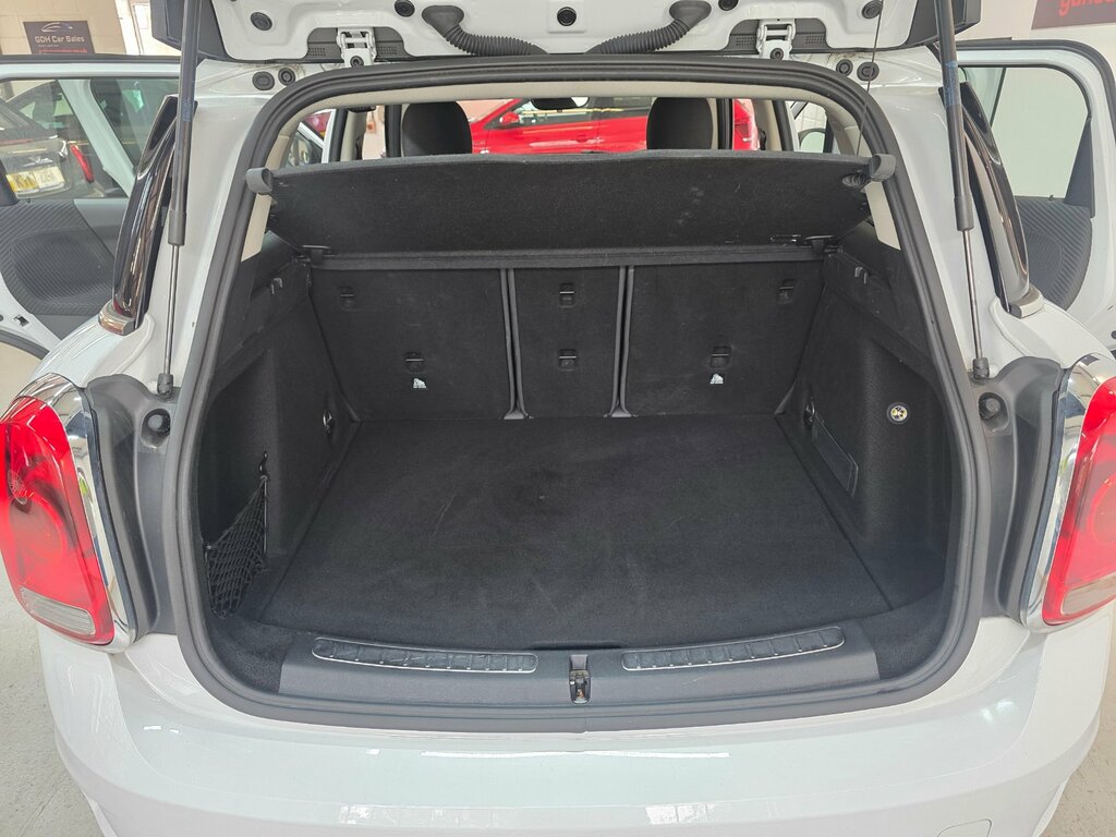 Mini Countryman 1.5 Cooper Suv Steptronic Euro 6 Ss EU68YNV White #6