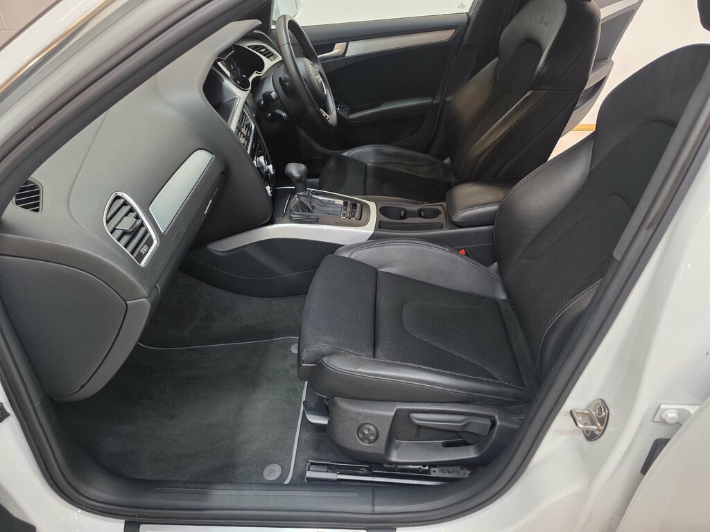 Audi A4 Avant Avant 2.0 Tdi Ultra Se Technik Estate M Blue #8