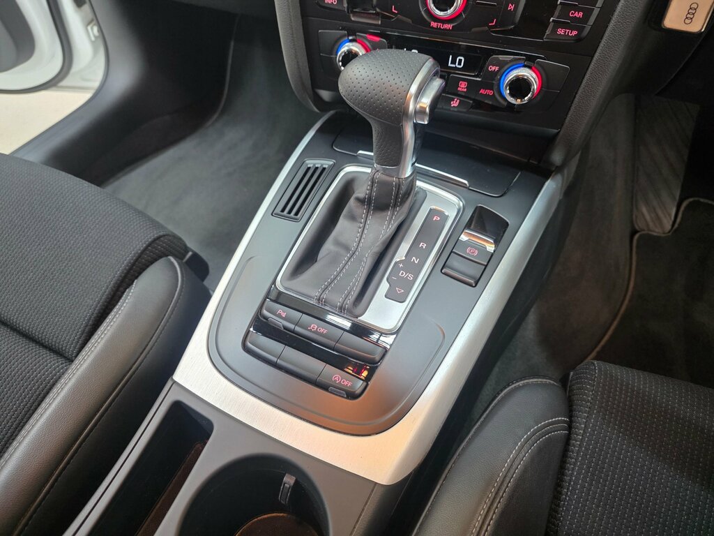 Audi A4 Avant Avant 2.0 Tdi Ultra Se Technik Estate M Blue #35
