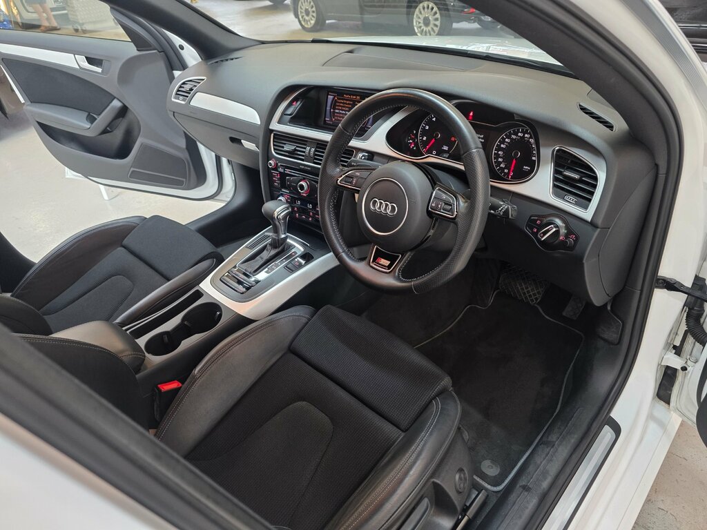 Audi A4 Avant Avant 2.0 Tdi Ultra Se Technik Estate M Blue #10