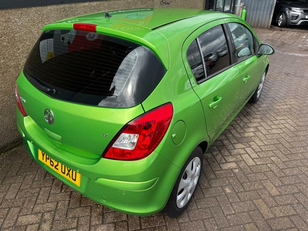 Vauxhall Corsa 1.2I Ecoflex 16V Exclusiv Euro 5 Ss Ac YP62UXU Green #4