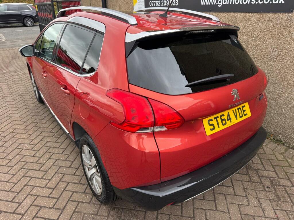 Peugeot 2008 1.2 Vti Puretech Allure Euro 5 Red #2