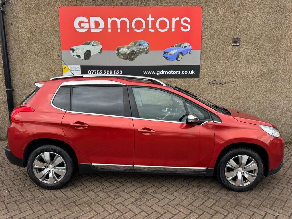 Peugeot 2008 1.2 Vti Puretech Allure Euro 5 Red #4