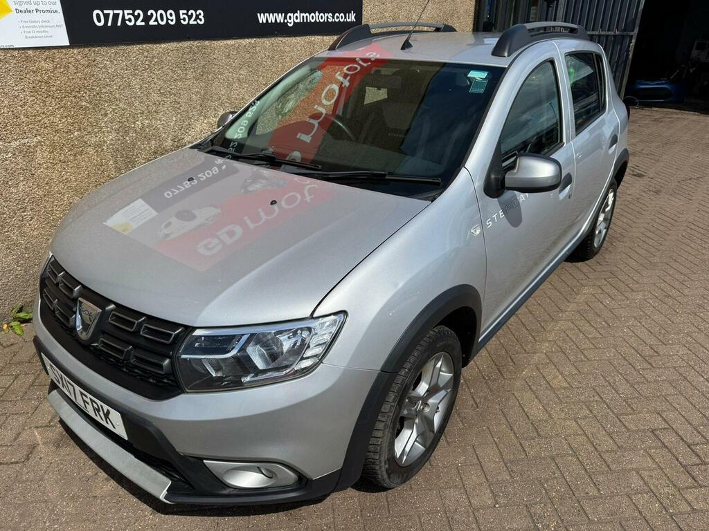 Dacia Sandero Stepway 1.5 Dci Laureate Euro 6 Ss Silver