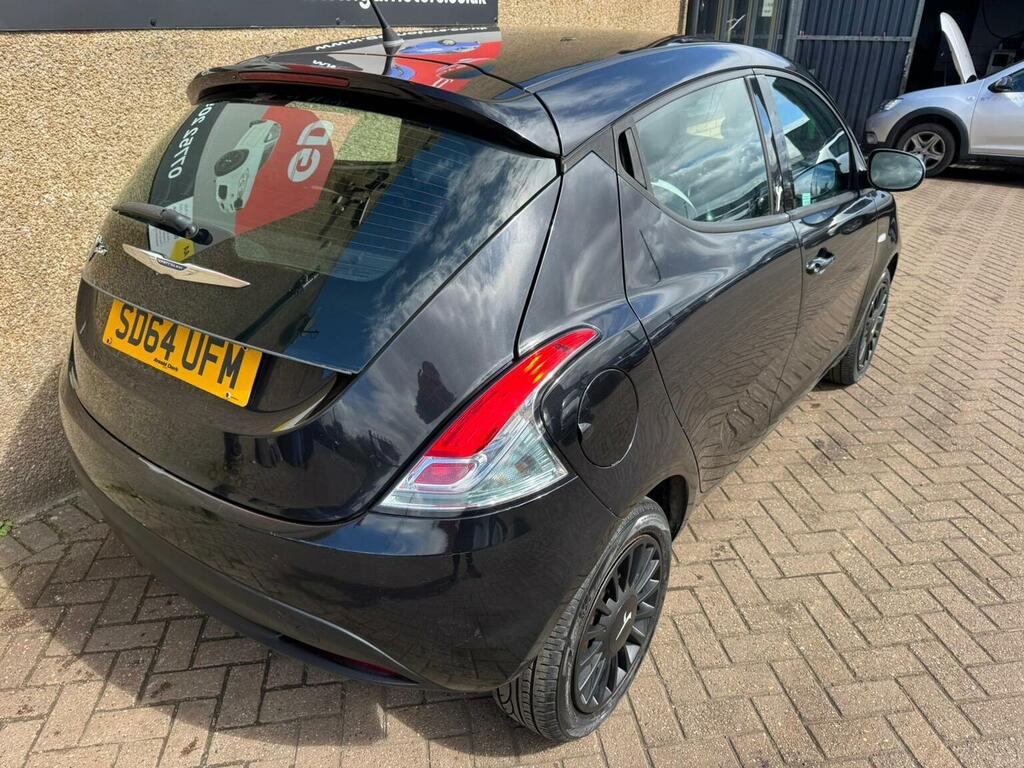 Chrysler Ypsilon Black #25