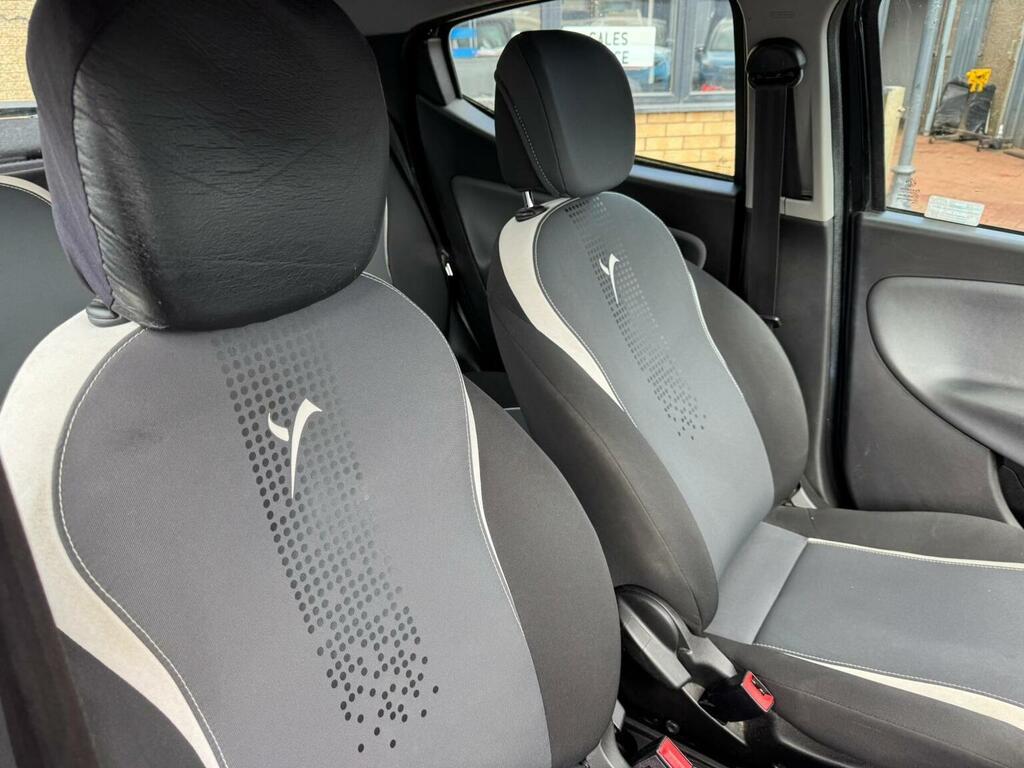 Chrysler Ypsilon Black #14