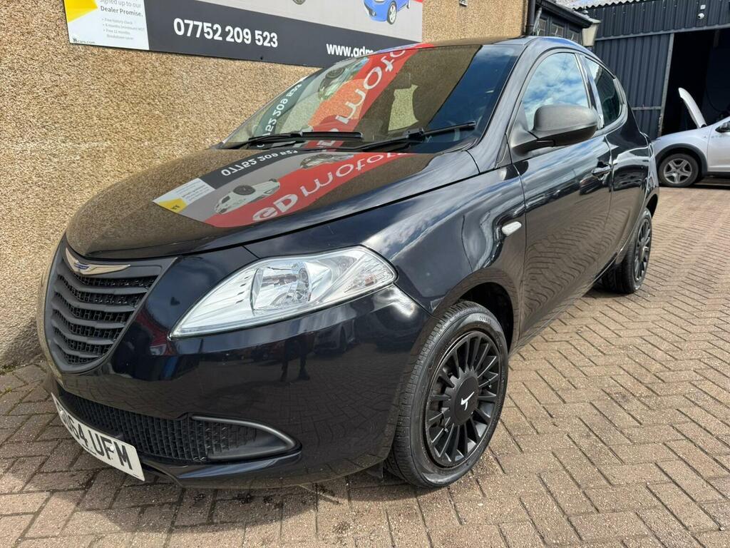 Chrysler Ypsilon Black #7