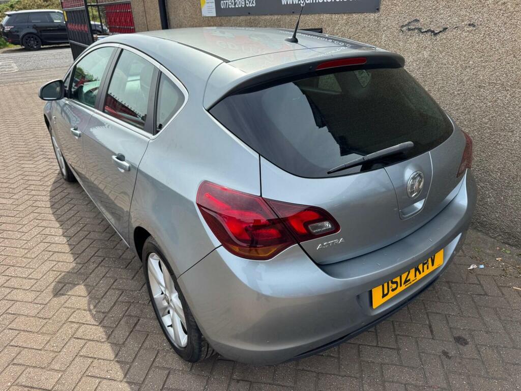 Vauxhall Astra 1.4 16V Sri Euro 5 Silver #4