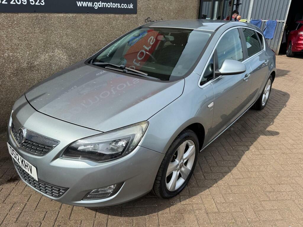 Vauxhall Astra 1.4 16V Sri Euro 5 Silver #2