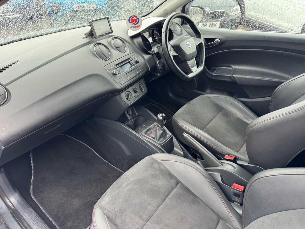 Seat Ibiza 1.4 Tsi Act Fr Black Red #8