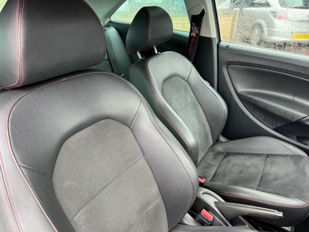 Seat Ibiza 1.4 Tsi Act Fr Black Red #14