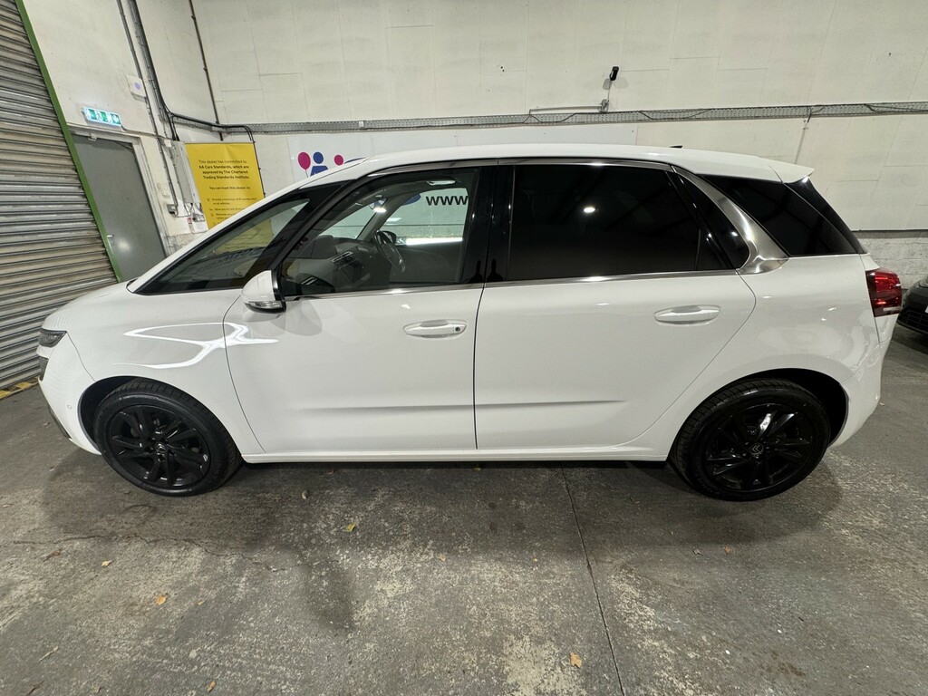 Citroen C4 Mpv 1.2 Puretech Flair 201969 White #2