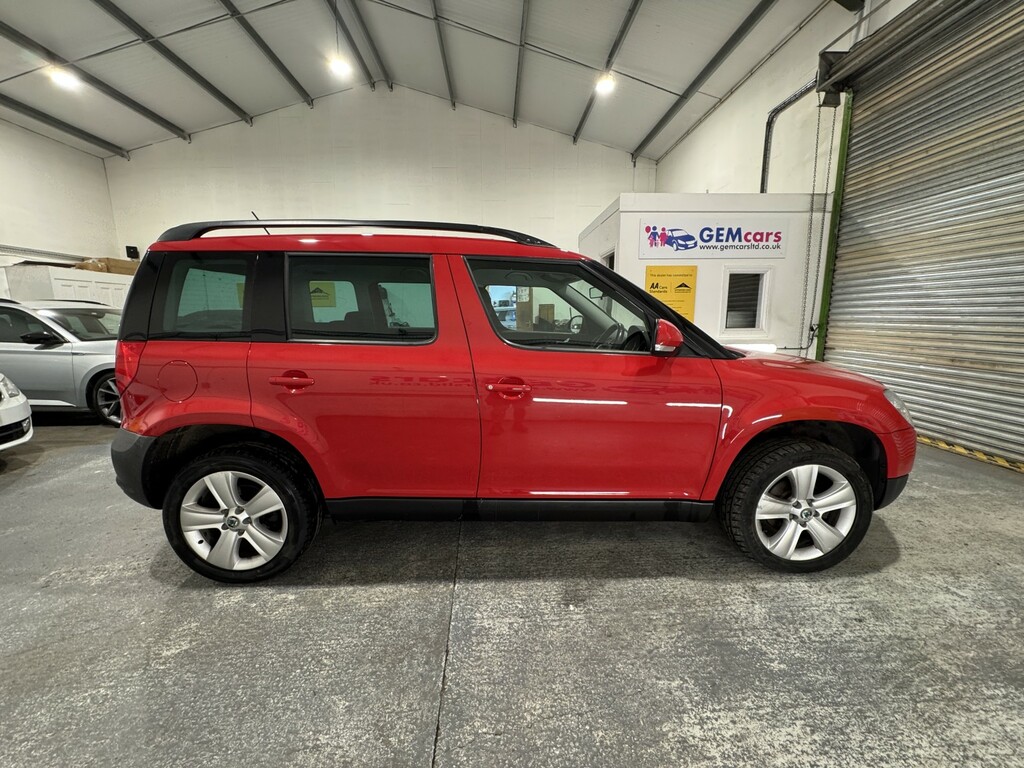 Skoda Yeti Suv 2.0 Tdi Se 201060 Red #4