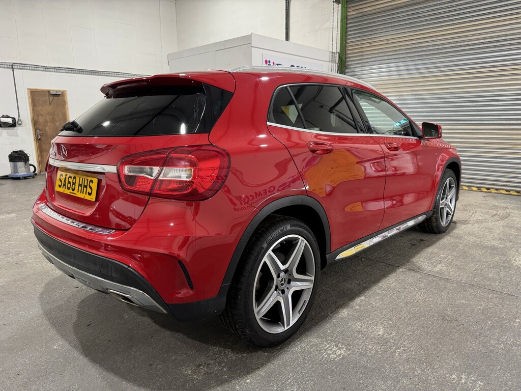 Mercedes-Benz GLA Class Suv 2.1 Gla200d Amg Line 201868 SA68HHS Red #4
