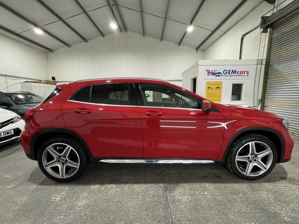 Mercedes-Benz GLA Class Suv 2.1 Gla200d Amg Line 201868 SA68HHS Red #3