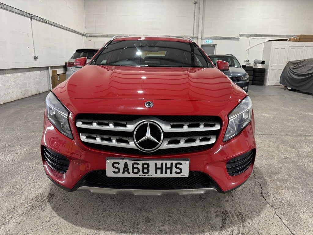 Mercedes-Benz GLA Class Suv 2.1 Gla200d Amg Line 201868 Red
