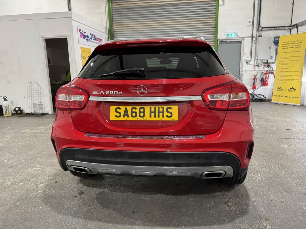 Mercedes-Benz GLA Class Suv 2.1 Gla200d Amg Line 201868 SA68HHS Red #5