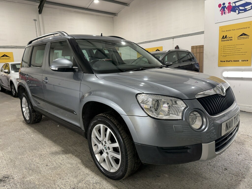 Skoda Yeti Suv 2.0 Tdi Elegance 201111 Grey #3