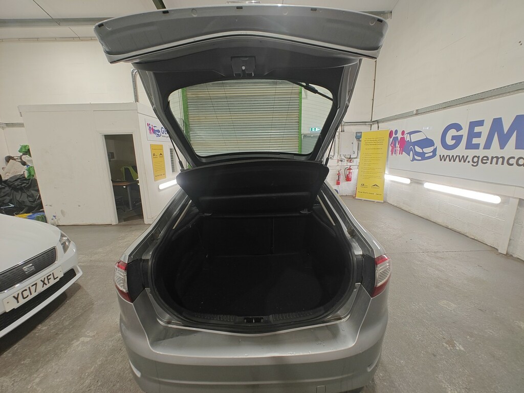 Ford Mondeo 1.6 Edge Tdci Black #28