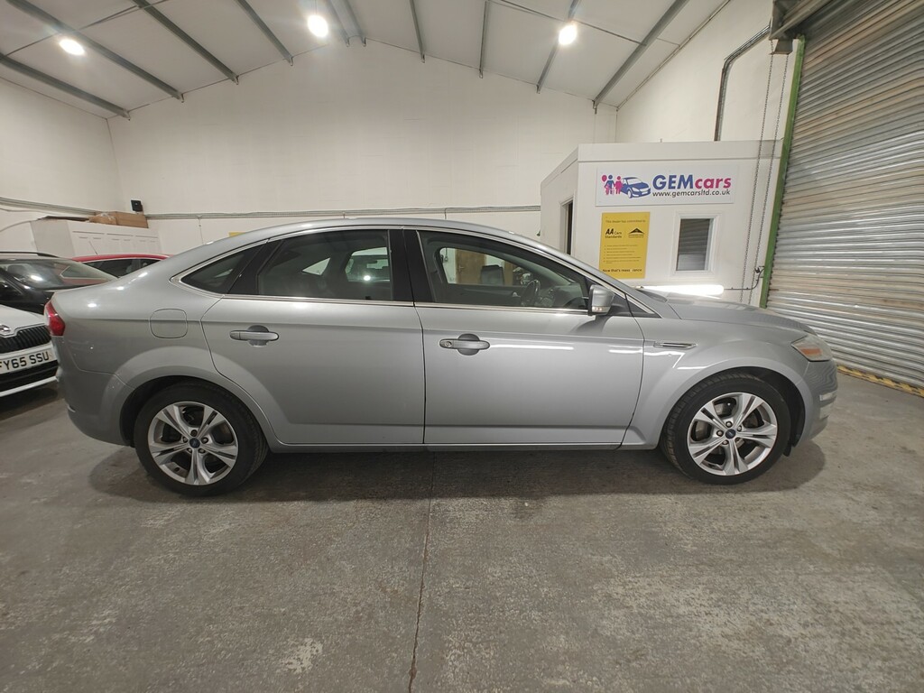 Ford Mondeo 1.6 Edge Tdci Black #8