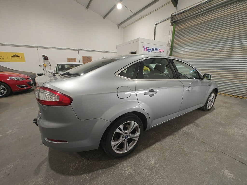 Ford Mondeo 1.6 Edge Tdci Black #10
